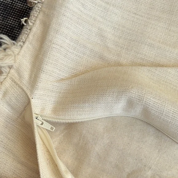 Set of 2 RH Moroccan Wedding Blanket Sequin Pillow Covers - Picture 3 of 5